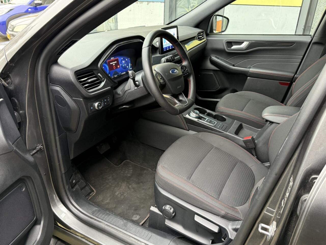 Ford KUGA 2.5 PHEV ST-Line