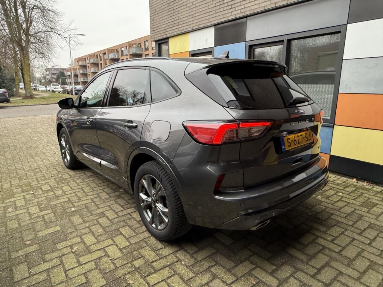 Ford KUGA 2.5 PHEV ST-Line
