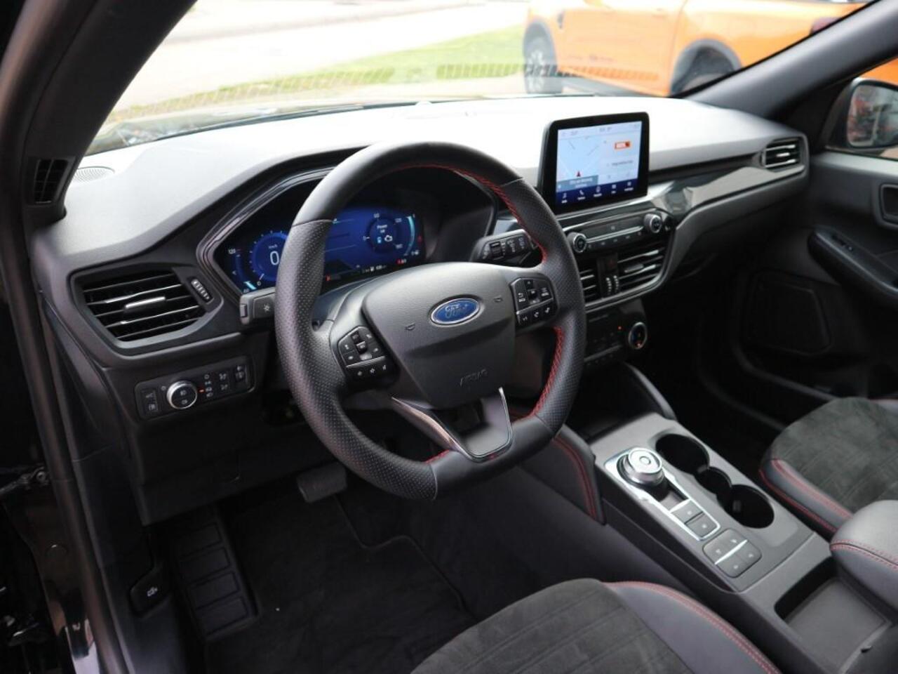 Ford KUGA 2.5 PHEV ST-Line X 225pk met Winter- en Driver Assistance Pack