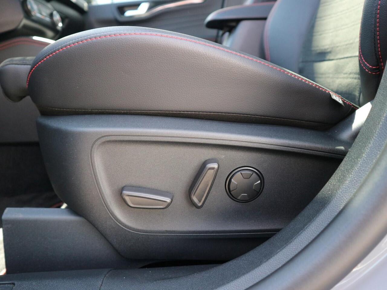 Ford KUGA 2.5 PHEV Graphite Tech Edition * PANO * HUD * ADAP CRUISE * 20" LM * BLACK PACK *