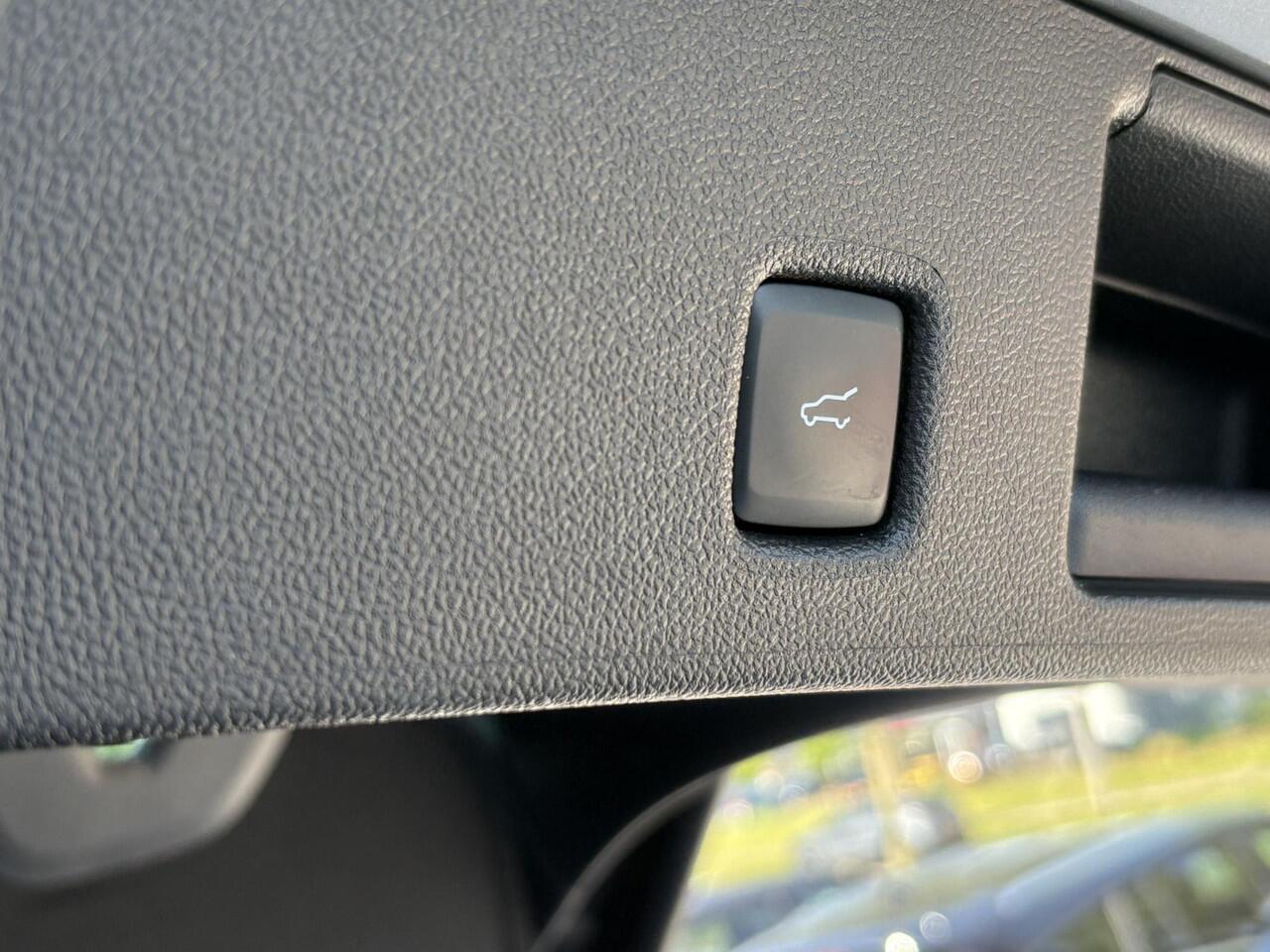 Ford KUGA 2.5 FHEV Active X 190pk | Driver Assistance Pack | Technology Pack | Winterpack | Panoramadak | Geen stekker nodig