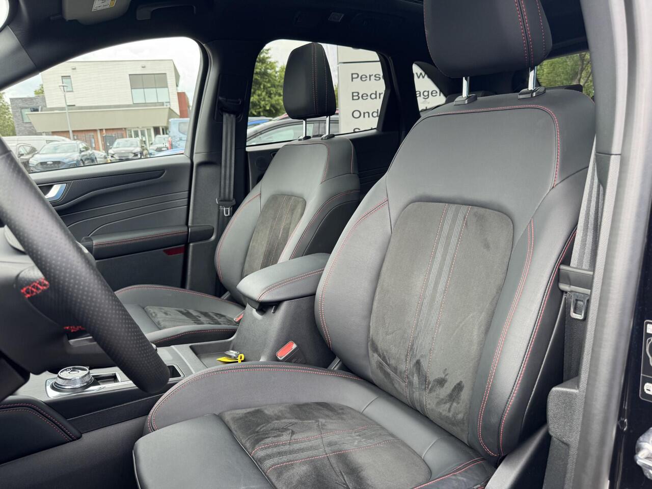 Ford KUGA 2.5 FHEV ST-Line X | SCI | 190pk | Driver Assistance Pack | Winterpack | Panoramadak | Technology Pack | Geen Stekker nodig | All Season banden