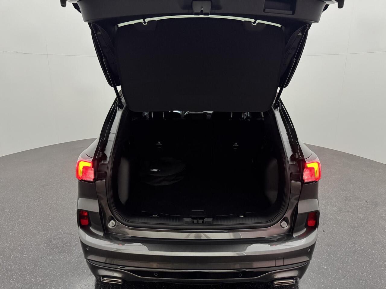 Ford KUGA 2.5 PHEV ST-Line