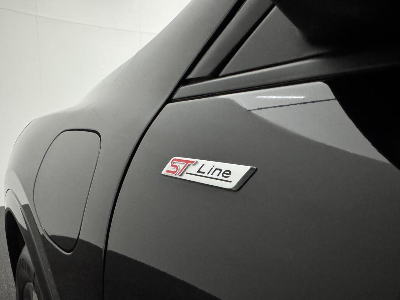 Ford KUGA 2.5 PHEV ST-Line