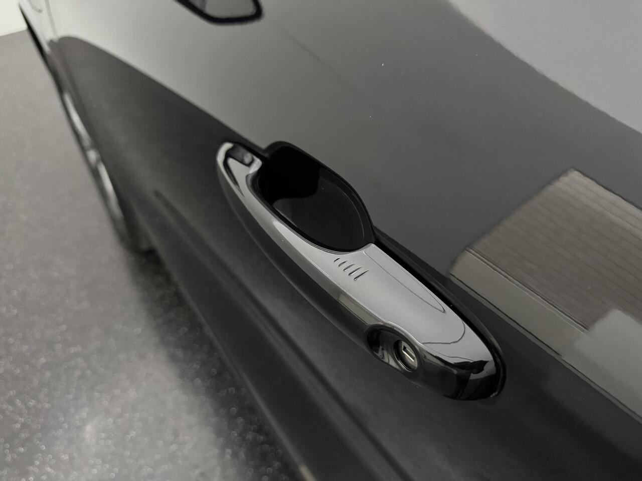 Ford KUGA 2.5 PHEV ST-Line