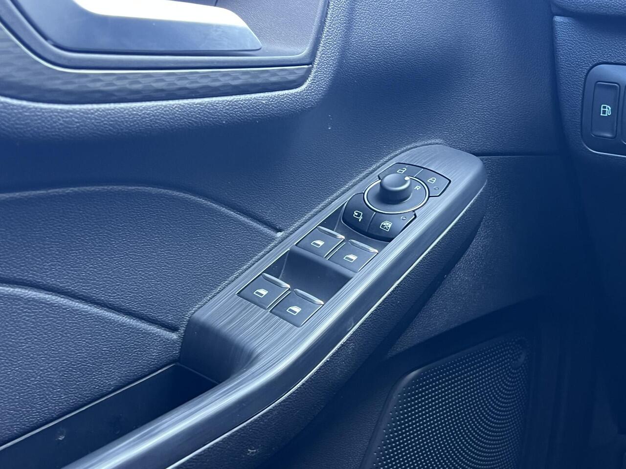 Ford KUGA 2.5 PHEV Titanium 225pk | Driver Assistance Pack | Winterpack | 2.100kg Trekgewicht | SYNC 4 Navigatie