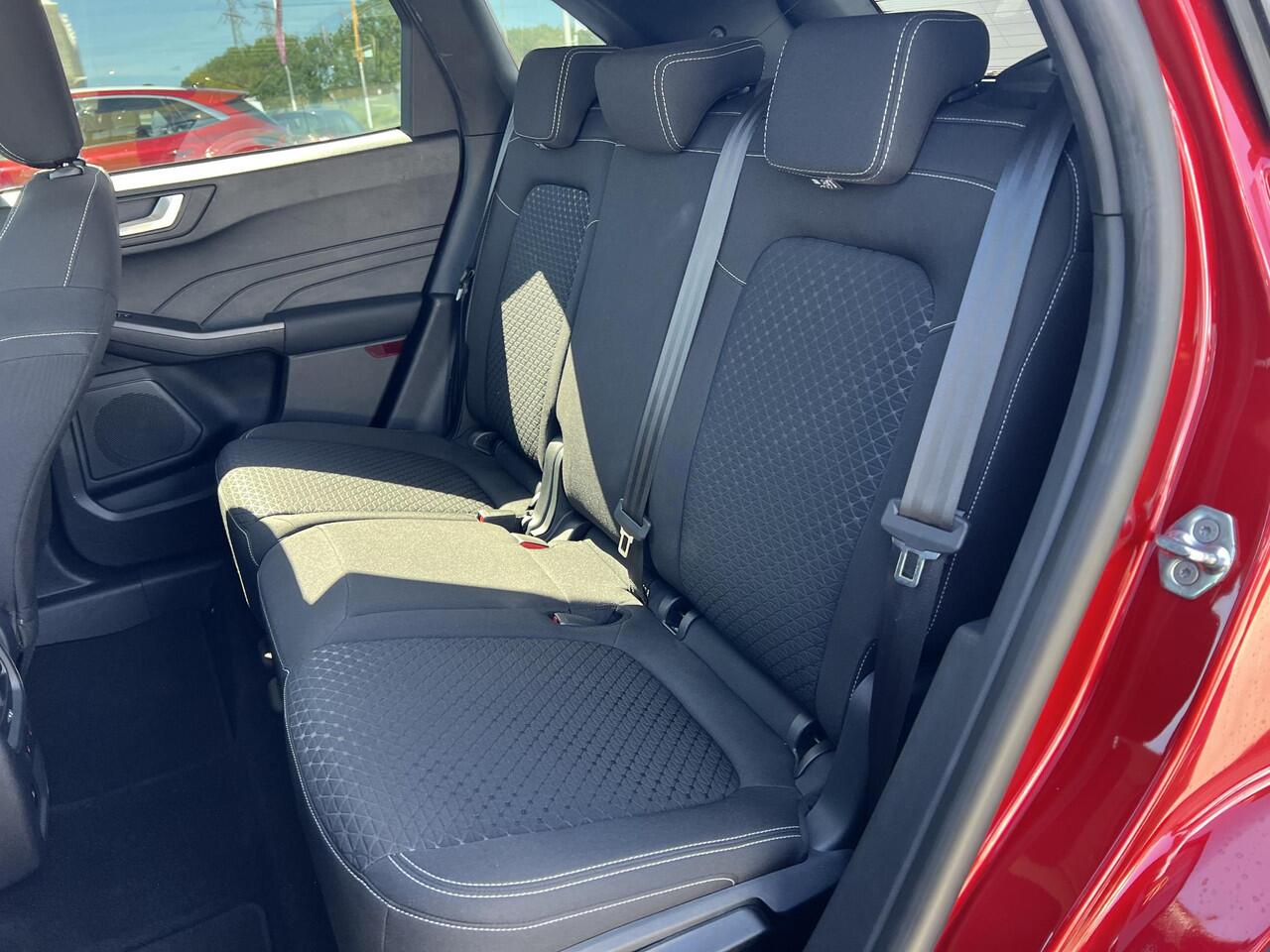 Ford KUGA 2.5 PHEV Titanium 225pk | Driver Assistance Pack | Winterpack | 2.100kg Trekgewicht | SYNC 4 Navigatie