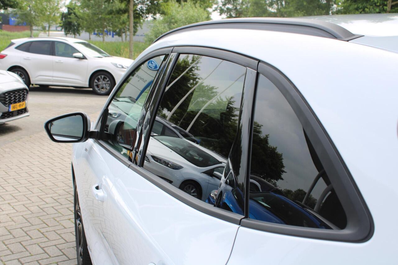Ford KUGA 2.5 PHEV ST-Line X | AGR Stoelen | Privacy Glass | 19 INCH LMV | Electrische achterklep | Navigatie | Camera | Climate Control | Adaptieve Cruise Control
