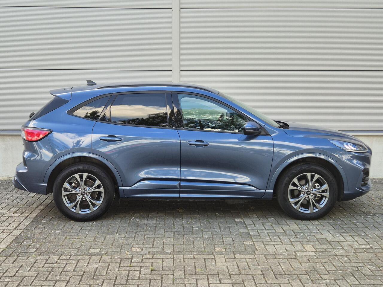 Ford KUGA 2.5 PHEV ST-Line /winterpack