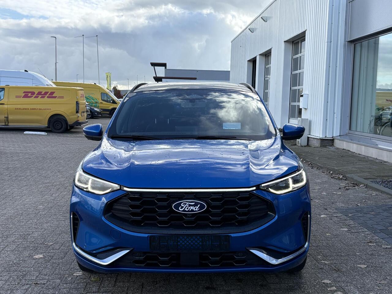 Ford KUGA 2.5 FHEV ST-Line X 190pk | Driver Assistance Pack | Technology Pack | Winterpack | Panoramadak | All Weather banden | Geen stekker nodig