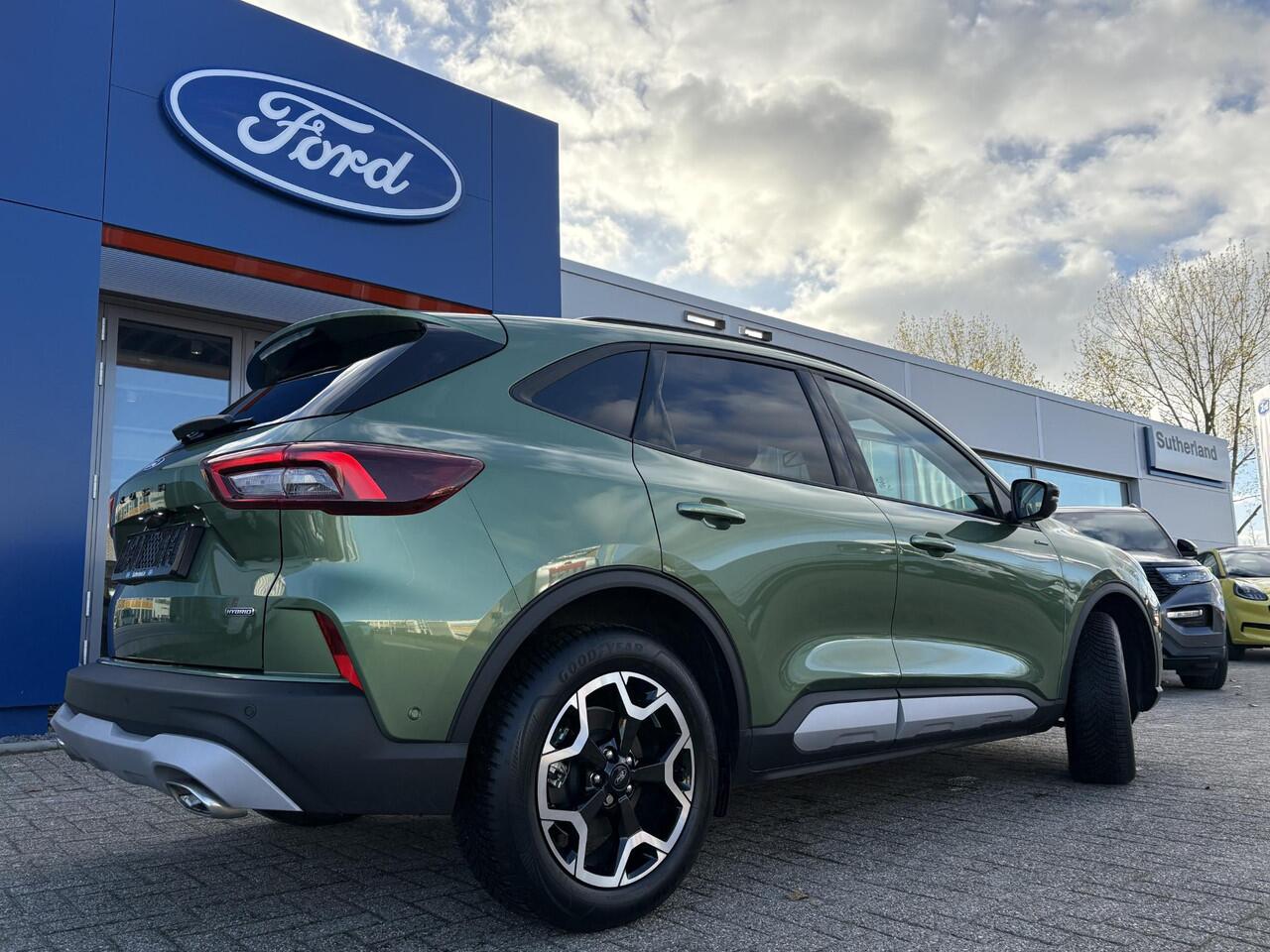 Ford KUGA 2.5 FHEV Active X | 190pk | Driver Assistance Pack | Technology Pack | Winterpack | Panoramadak | All Weather Banden | Geen stekker nodig