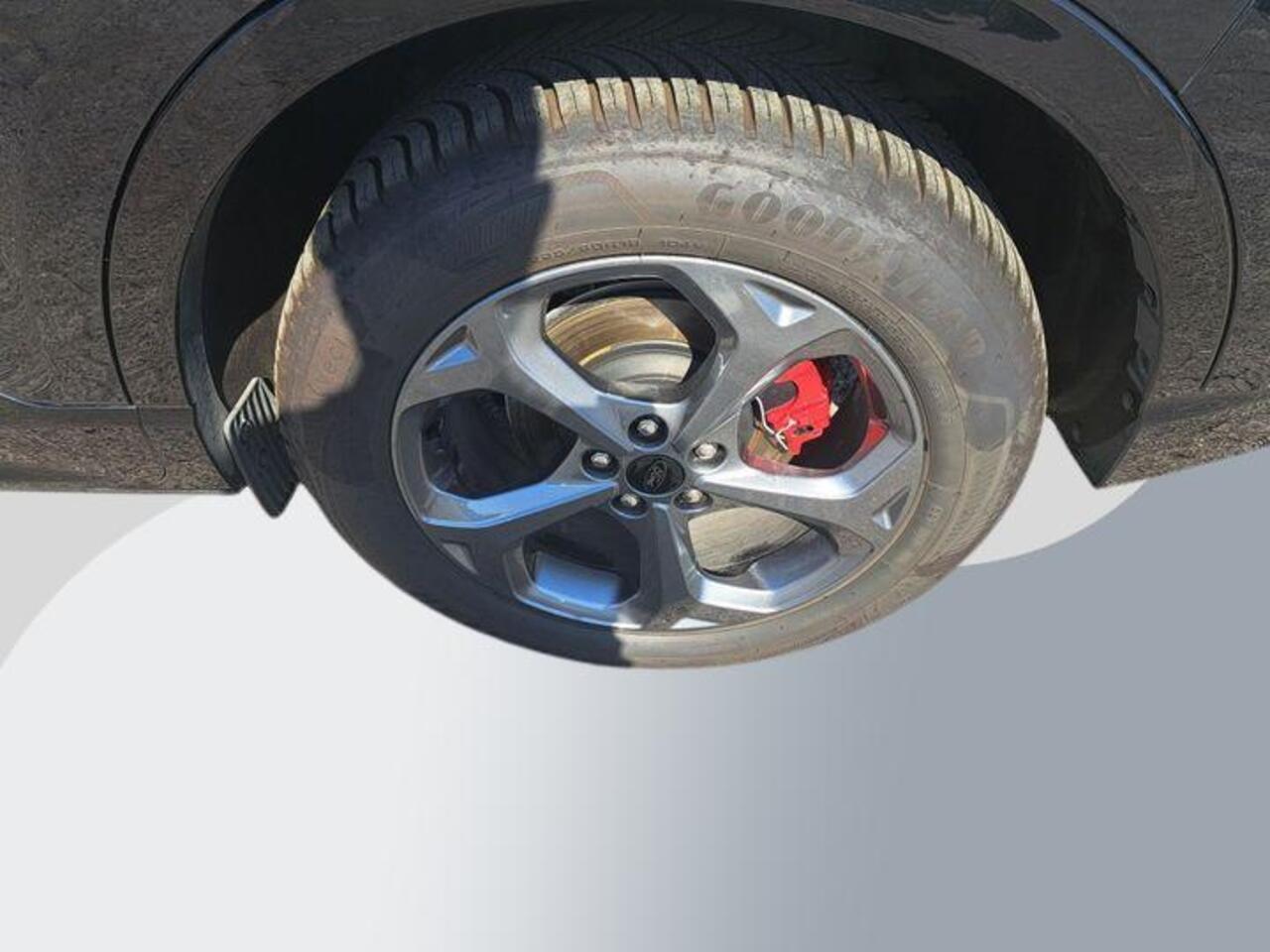 Ford KUGA 2.5 PHEV ST-Line X 243pk | Zuid | Driver Assistance Pack | Winterpack | Technology Pack | All Weatherbanden | 2.100kg Trekgewicht