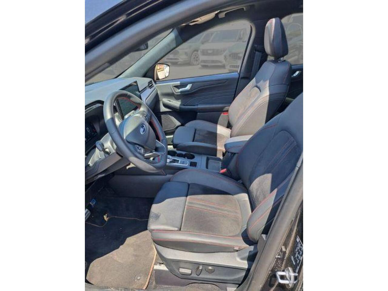 Ford KUGA 2.5 PHEV ST-Line X 243pk | Zuid | Driver Assistance Pack | Panorama dak | Winterpack | Technology Pack | 19 inch Licht metaal | 2.100kg Trekgewicht