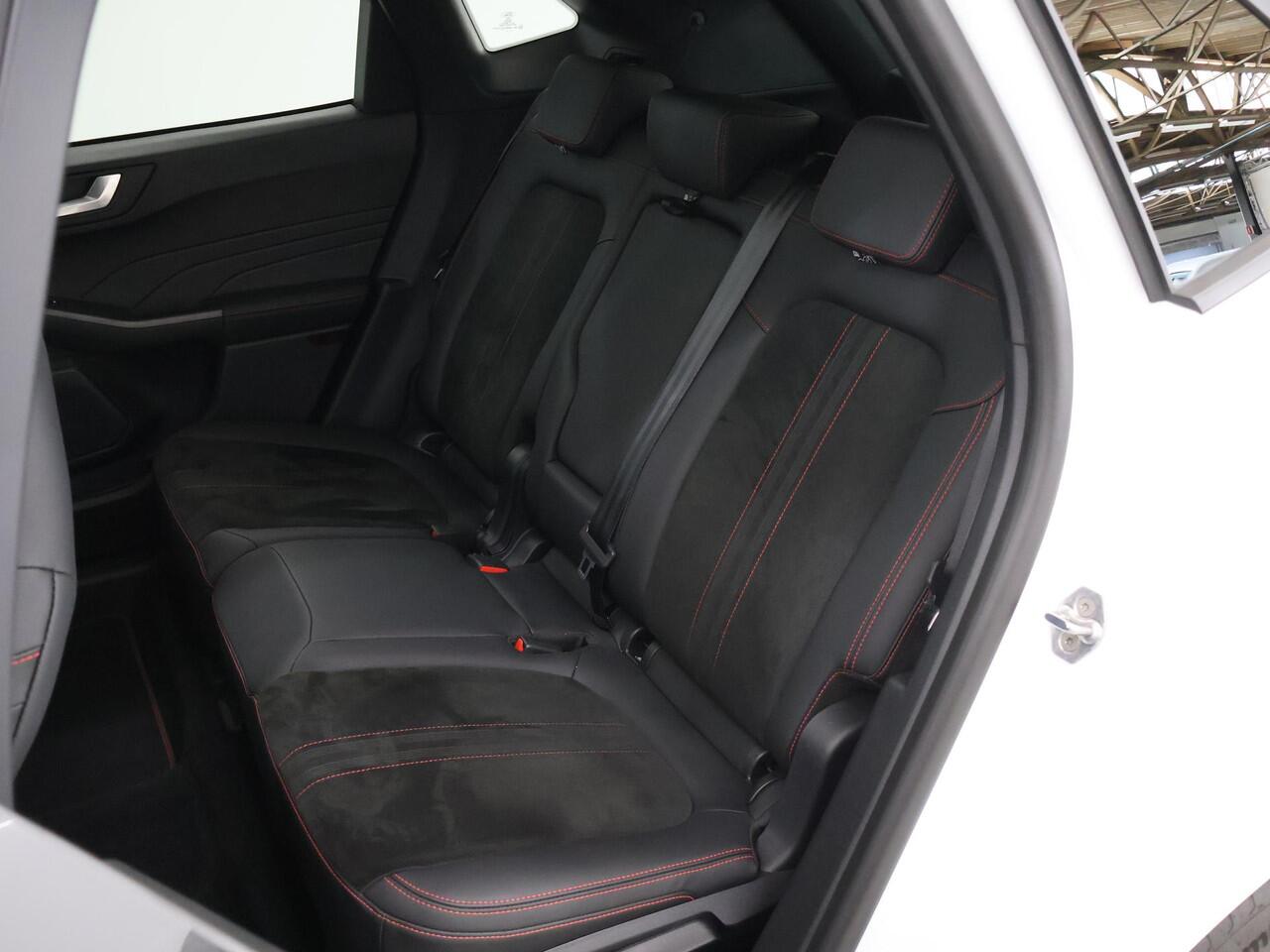 Ford KUGA 2.5 PHEV ST-Line X | Elekt. Trekhaak | Winterpakket | Head Up | Adaptief LED |