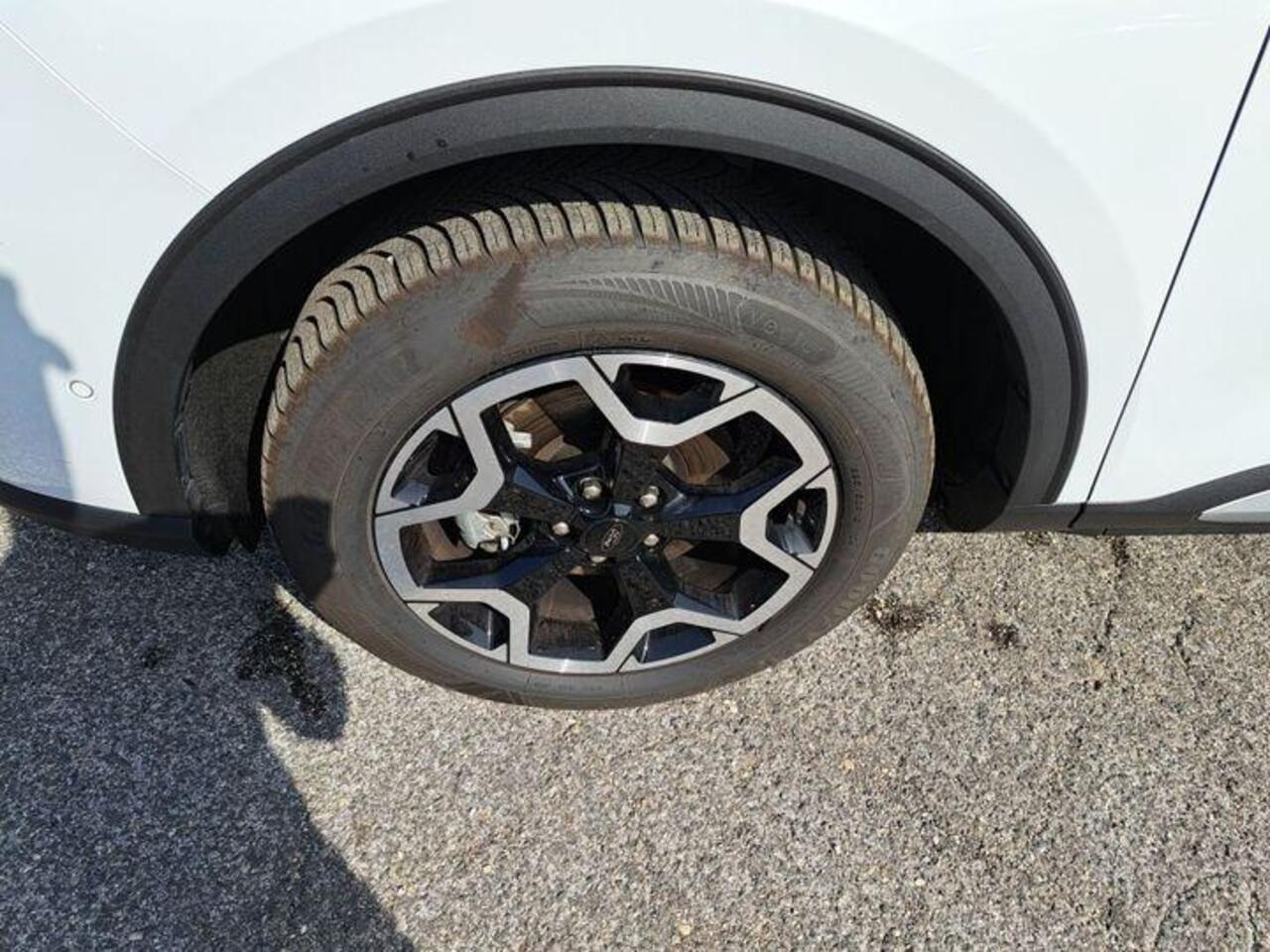 Ford KUGA 2.5 FHEV Active X | 190pk | Driver Assistance Pack | Technology Pack | Winterpack | Panoramadak | All Weather Banden | Geen stekker nodig