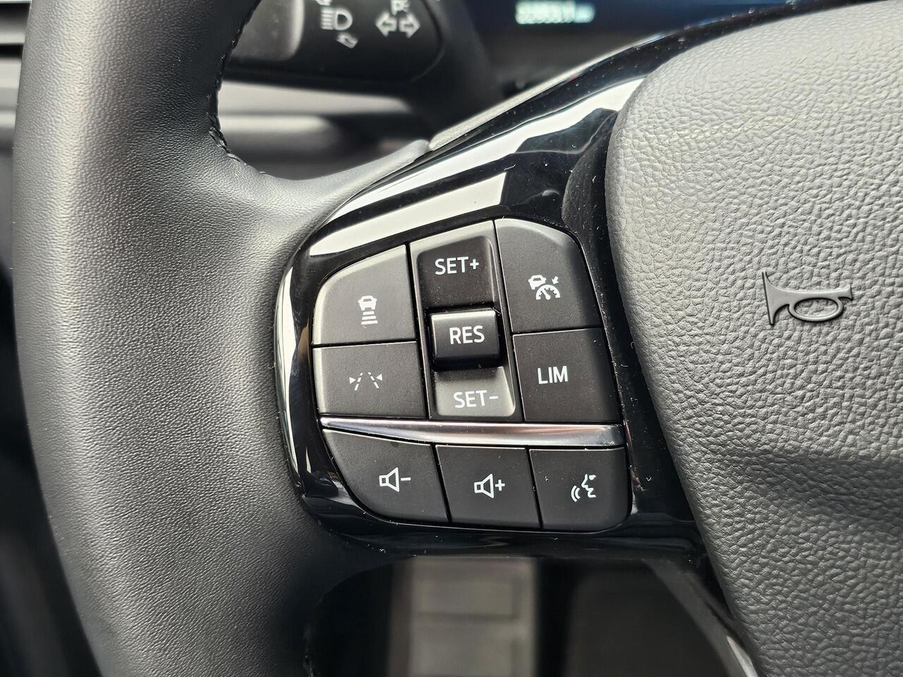 Ford KUGA 2.5 PHEV Titanium 243pk | Driver Assistance Pack | SYNC 4 Navigatie | 2.100kg Trekgewicht