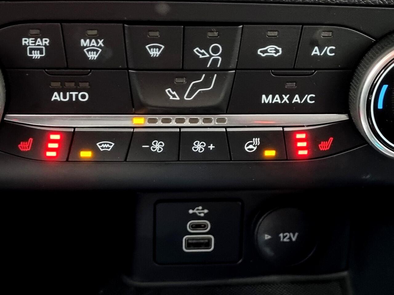 Ford KUGA 2.5 PHEV ST-Line Automaat / Winter Pack / Navigatie / Camera / Cruise Control / Stoelverwarming / Stuurverwarming