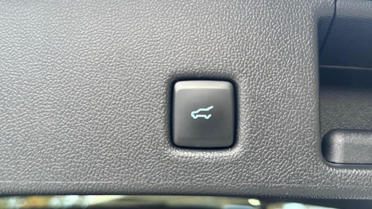 Ford KUGA 2.5 PHEV ST-LINE X / Trekhaak+Driver+Design+Techno+Winter pack