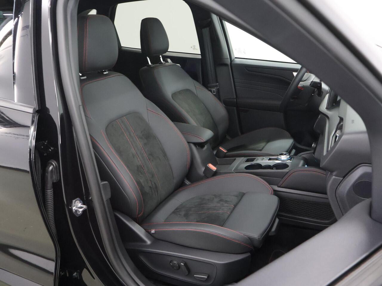 Ford KUGA 2.5 PHEV ST-Line X | Nieuw Model | Panoramadak | Winterpakket | Head Up | Matrix Led | Cruise Control Adaptief | B&O |