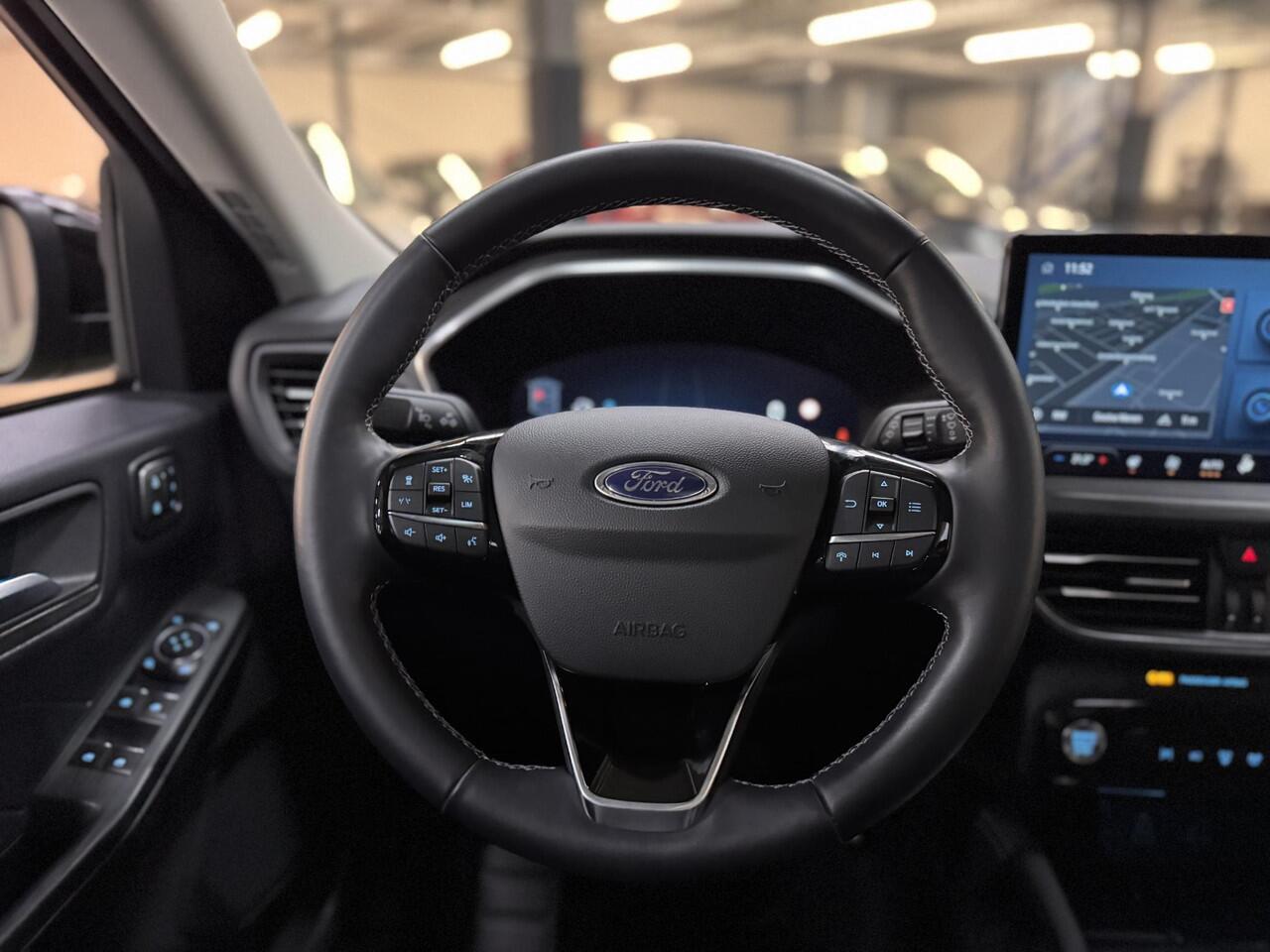 Ford KUGA 2.5 PHEV 243pk Active X Nieuw Model Full Options Panoramadak 20" LM Winter Parking Techno pack