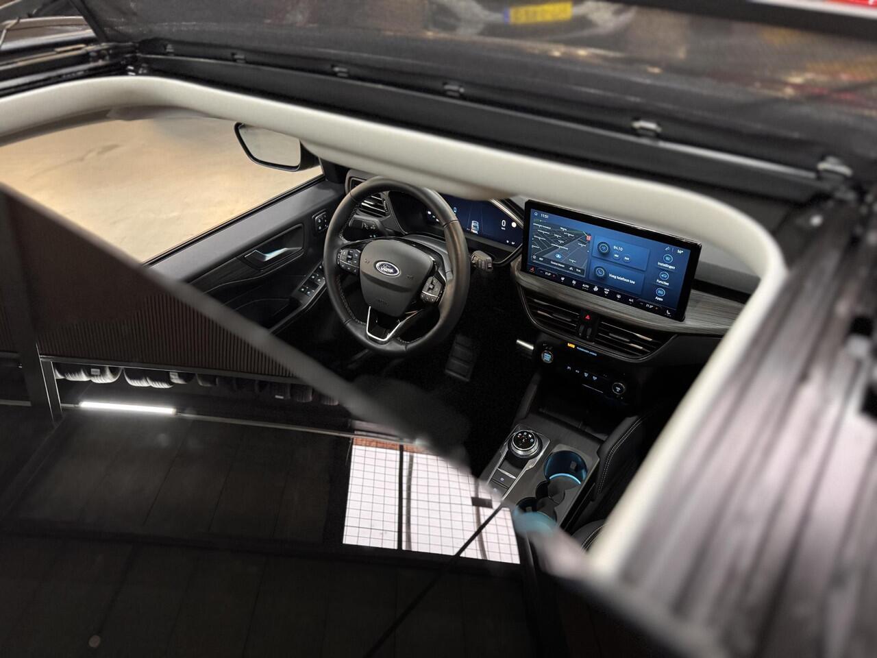 Ford KUGA 2.5 PHEV 243pk Active X Nieuw Model Full Options Panoramadak 20" LM Winter Parking Techno pack