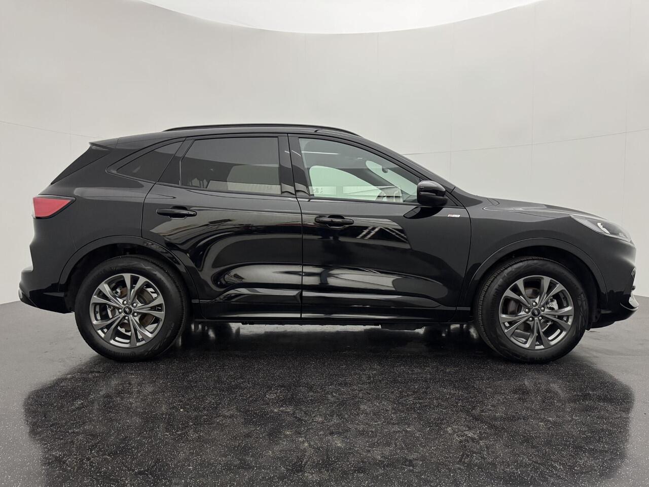 Ford KUGA 2.5 PHEV ST-Line | 225 pk |