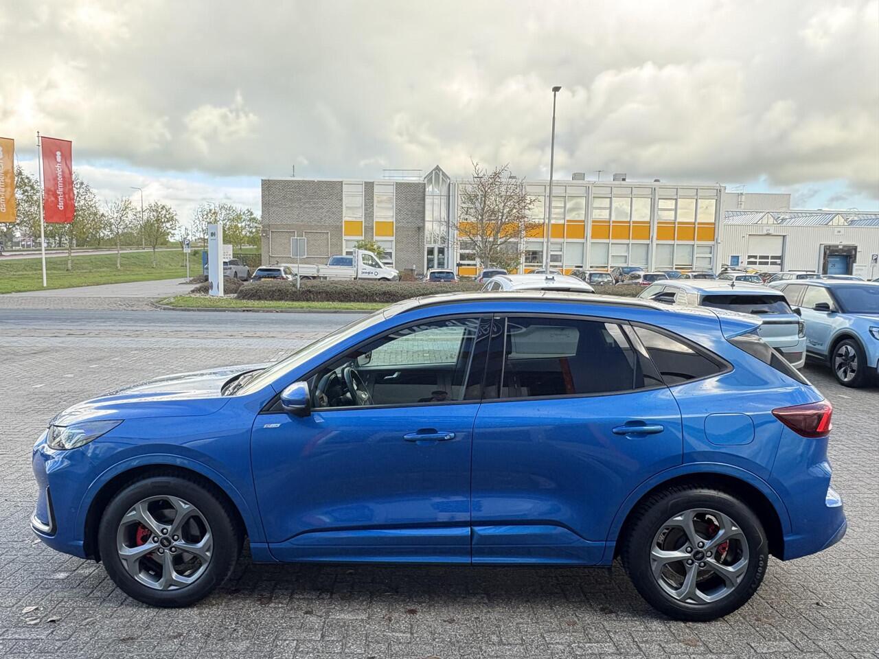 Ford KUGA 2.5 FHEV ST-Line X 190pk | Driver Assistance Pack | Technology Pack | Winterpack | Panoramadak | All Weather banden | Geen stekker nodig
