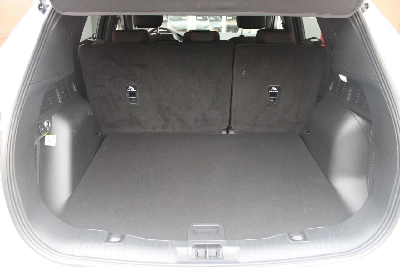 Ford KUGA 2.5 PHEV 225PK ST-LINE X | NAVIGATIE | STUUR / STOELVERWARMING | ACHTERBANK VERWARMING | DODEHOEKDETECTIE | ELEKTRISCH WEGKLAPBARE TREKHAAK | ACHTERUITRIJCAMERA | KEYLESS ENTRY / START |