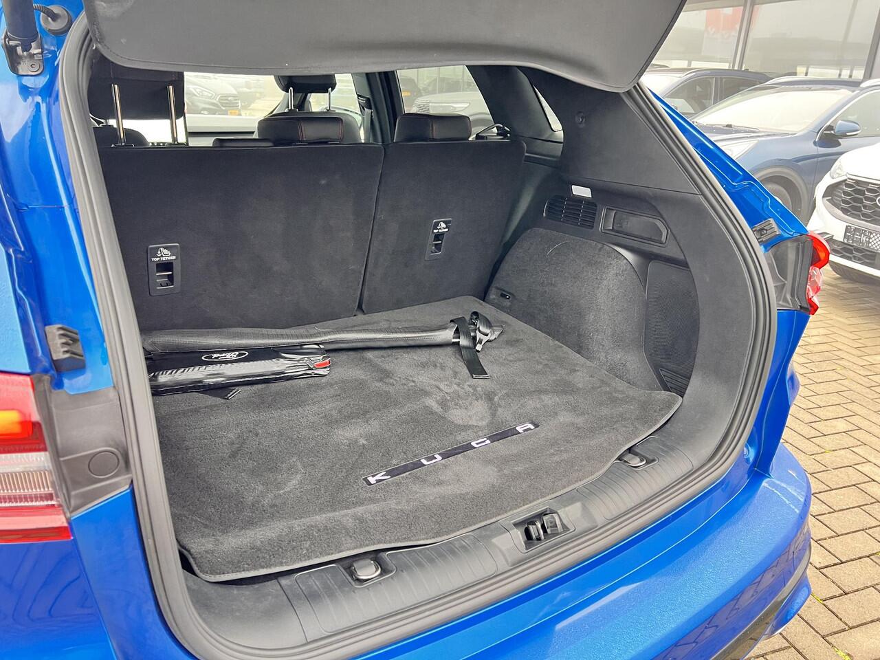 Ford KUGA 2.5 FHEV ST-Line X 190pk | Driver Assistance Pack | Technology Pack | Winterpack | Panoramadak | All Weather banden | Geen stekker nodig