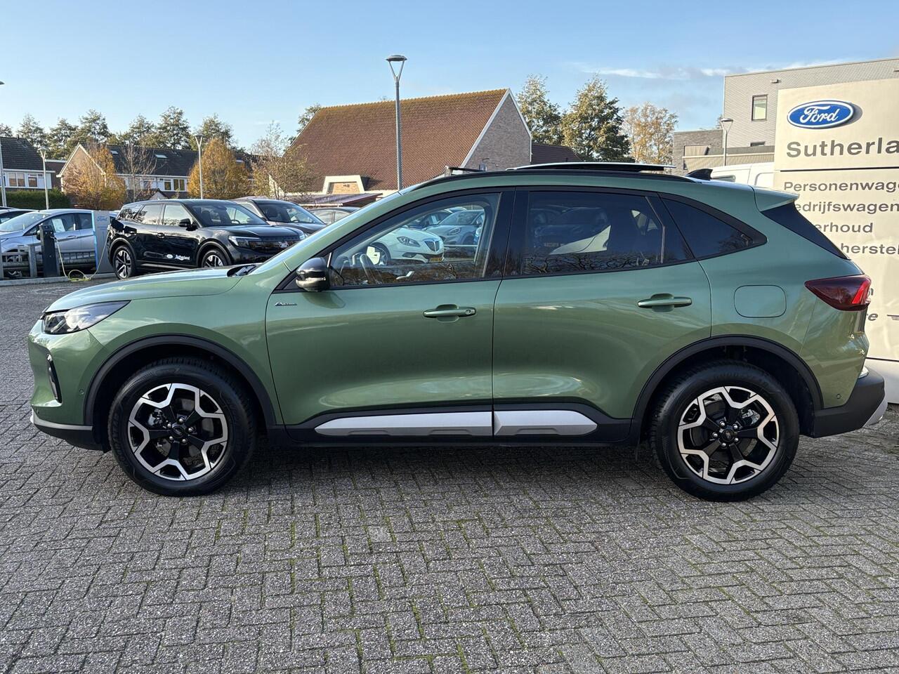 Ford KUGA 2.5 FHEV Active X 190pk | Driver Assistance Pack | Technology Pack | Winterpack | Panoramadak | All Weather Banden | Reservewiel | Geen stekker nodig