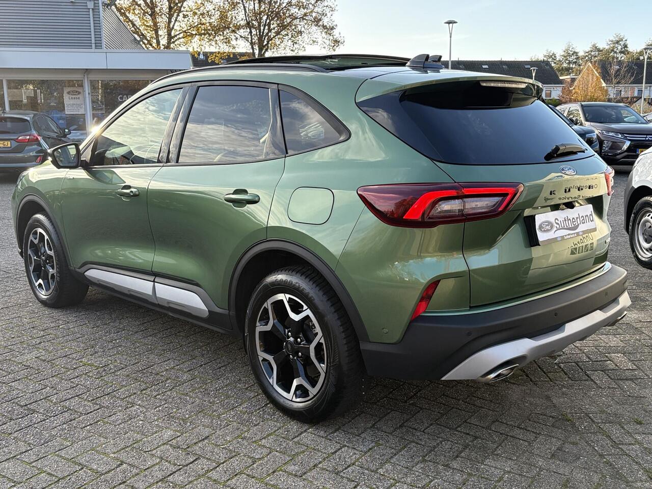Ford KUGA 2.5 FHEV Active X 190pk | Driver Assistance Pack | Technology Pack | Winterpack | Panoramadak | All Weather Banden | Reservewiel | Geen stekker nodig