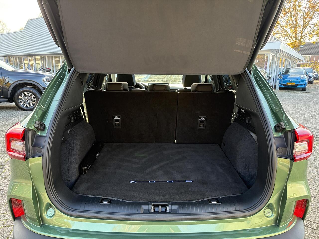 Ford KUGA 2.5 FHEV Active X 190pk | Driver Assistance Pack | Technology Pack | Winterpack | Panoramadak | All Weather Banden | Reservewiel | Geen stekker nodig