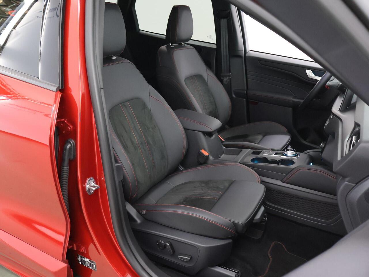 Ford KUGA 2.5 PHEV ST-Line X | Winterpakket | HUD | Matrix Led | Cruise Control Adaptief | B&O | Apple Carplay/Android Auto |