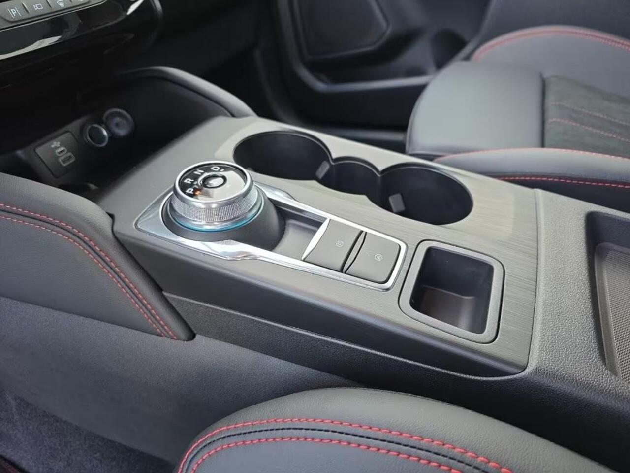 Ford KUGA 2.5 PHEV ST-Line X | Panoramadak