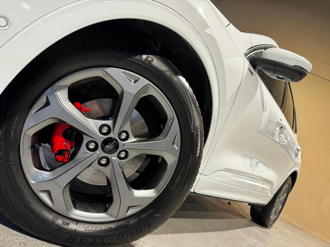 Ford KUGA 2.5 FHEV ST-Line X |Pano |HUD |B&O |360° |Memory