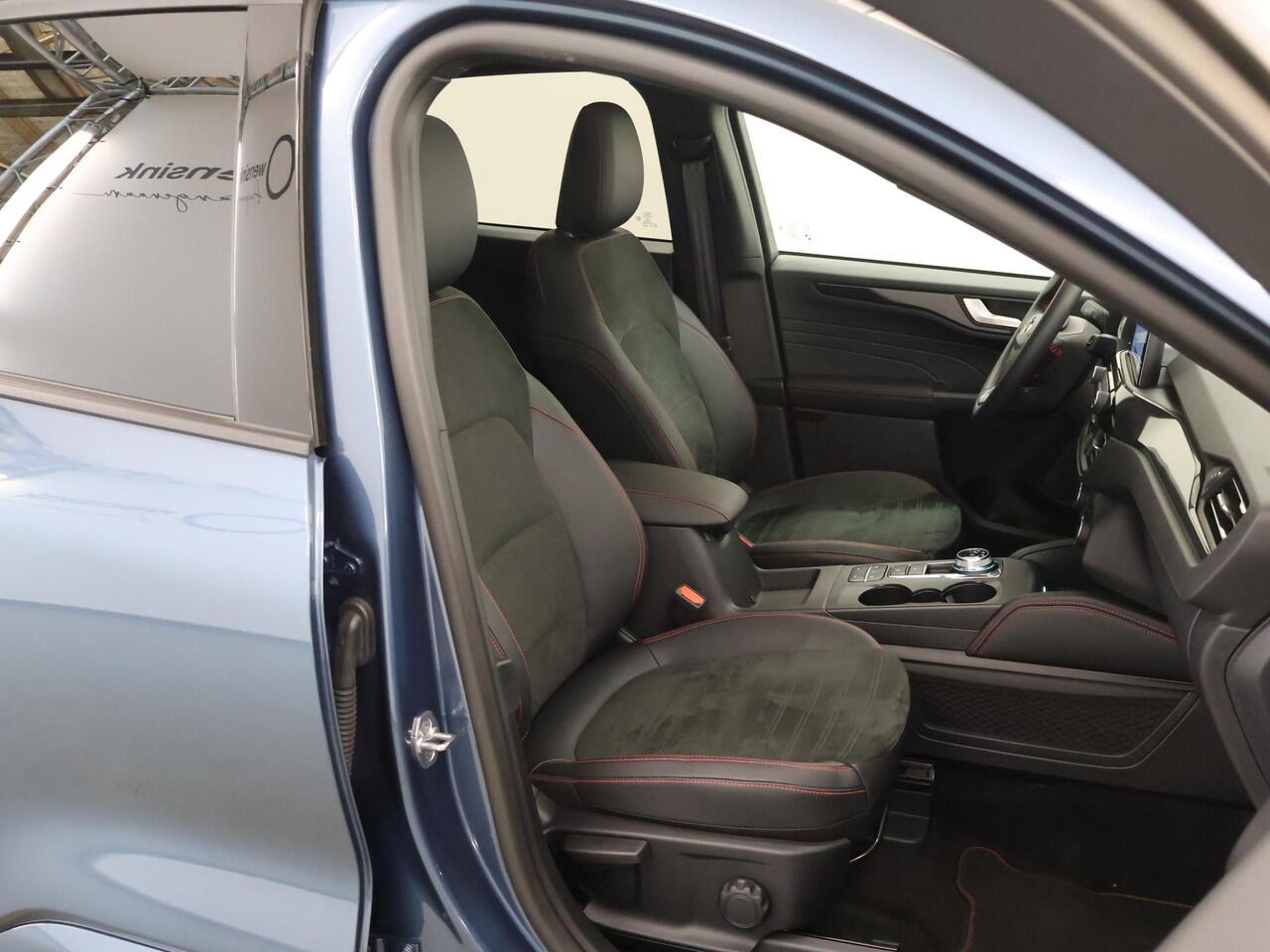 Ford KUGA 2.5 PHEV ST-Line X | Elekt. inklapbare Trekhaak | Panoramadak | Winterpakket | Head Up | Matrix Led | Cruise Control Adaptief |