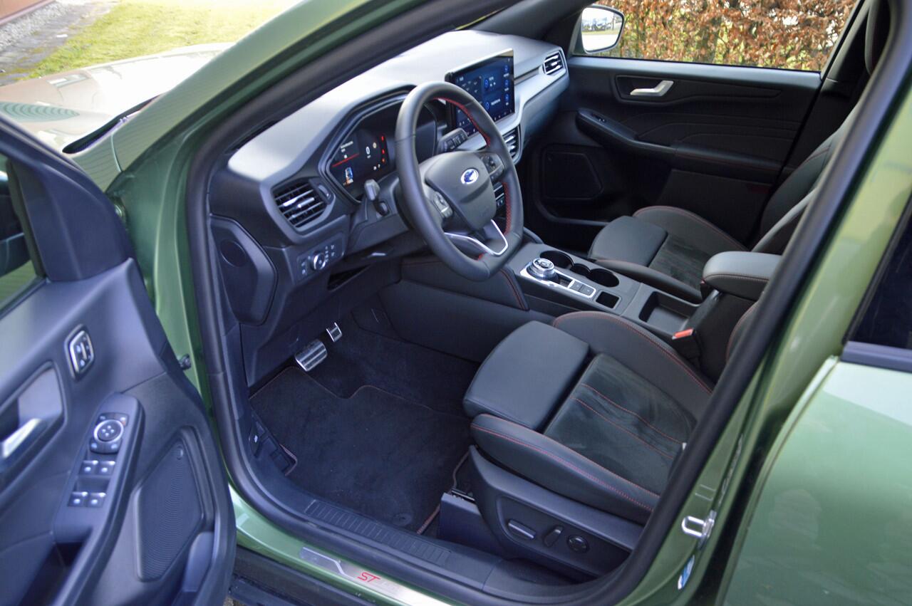 Ford KUGA 2.5 PHEV hybride 242 pk St-line X driverpack, technopack, camera, winterpack, trekhaak, agr stoelen incl mem, lederen bekl, B&O