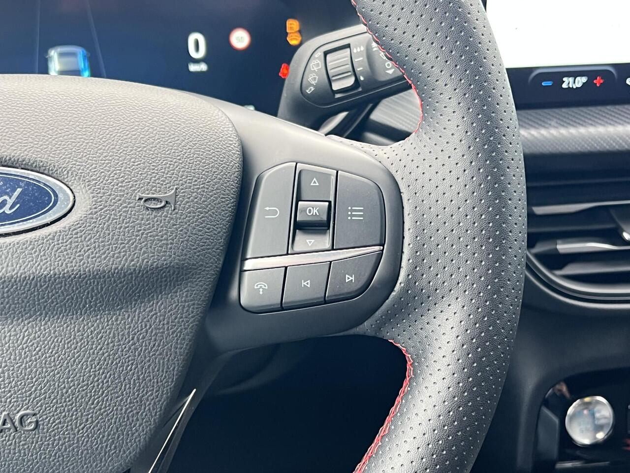 Ford KUGA 2.5 FHEV ST-Line 190pk | Sync 4 Navigatie | Apple Carplay/Android auto | Achteruitrijcamera
