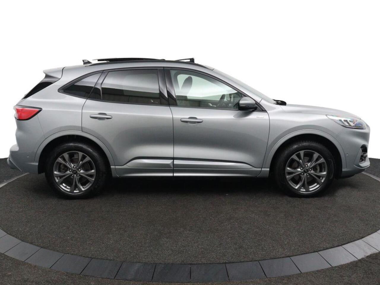 Ford KUGA 2.5 PHEV ST-Line X ,elec trekhaak ,pano dak