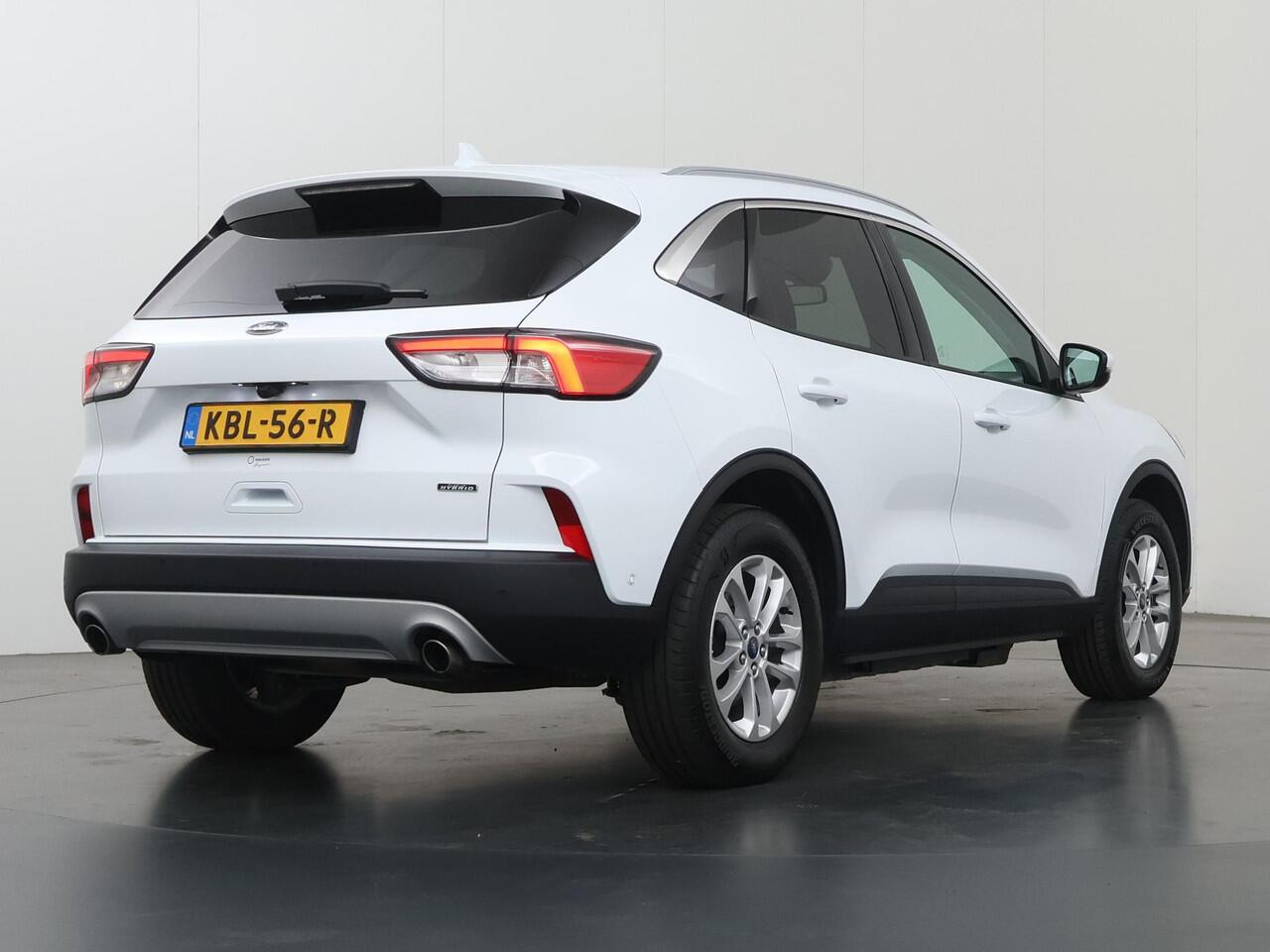 Ford KUGA 2.5 PHEV Titanium | SOH 97,1% | Winterpakket | HUD | Parkeercamera | Cruise Control Adaptief | Apple Carplay/Android Auto | Keyless Entry/Go |