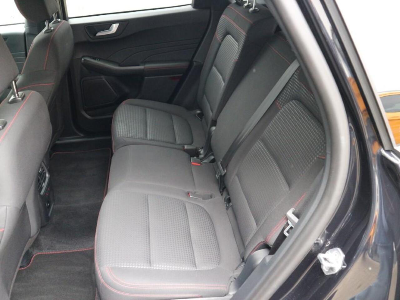 Ford KUGA 2.5 PHEV ST-Line * 225 pk * WINTERPAKKET *