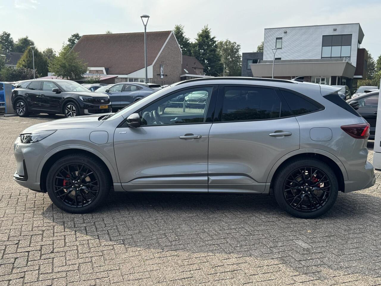 Ford KUGA 2.5 PHEV ST-Line X 243pk | SCI | Driver Assistance Pack | Black Package | Winterpack | Wegklapbare Trekhaak | AGR Stoelen