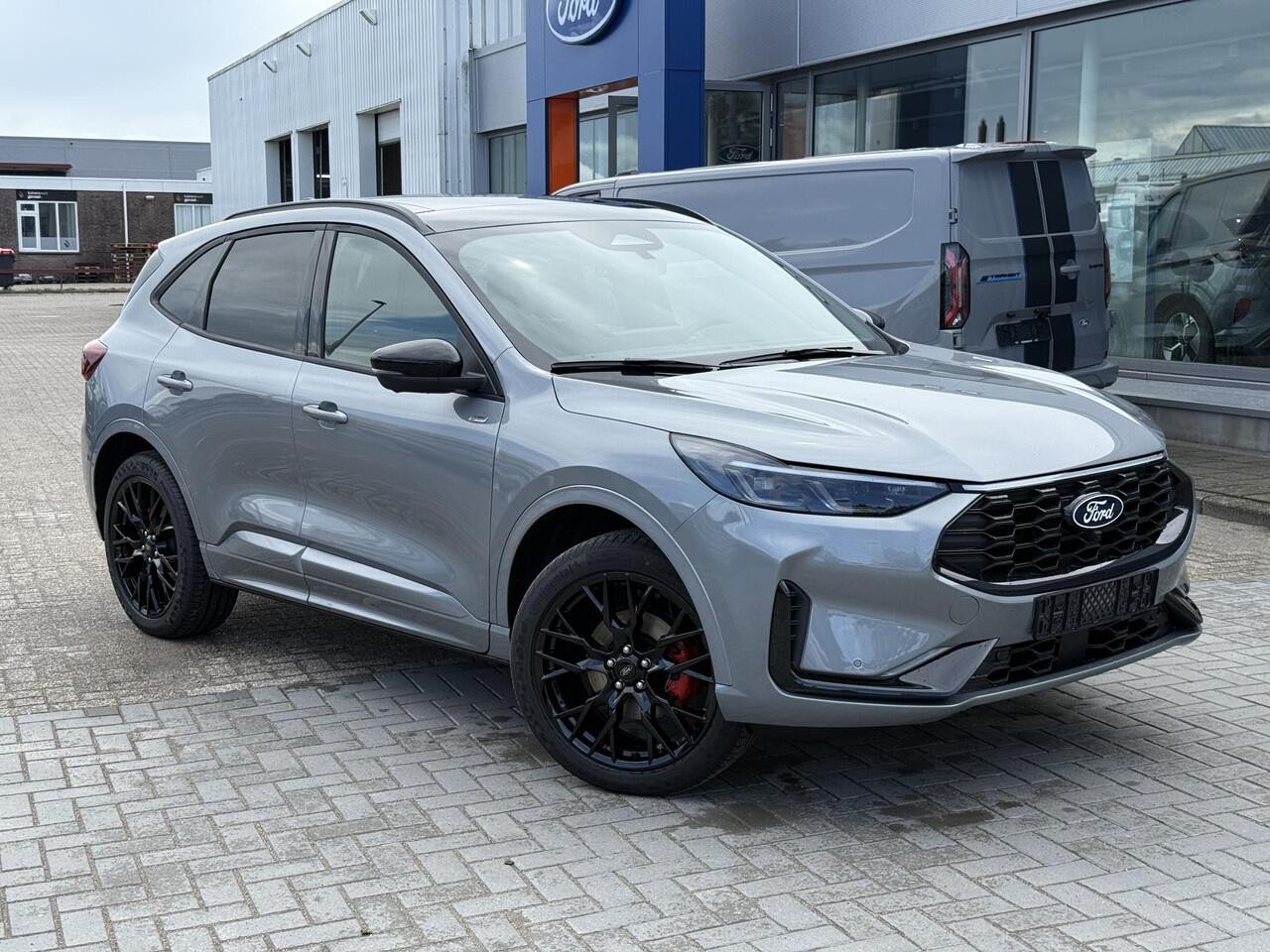 Ford KUGA 2.5 PHEV ST-Line X SCI | 243pk | Driver Assistance pack | Matrix LED | Black Package | Wegklapbare Trekhaak | Panoramadak | Winterpack | 2.100kg Trekgewicht