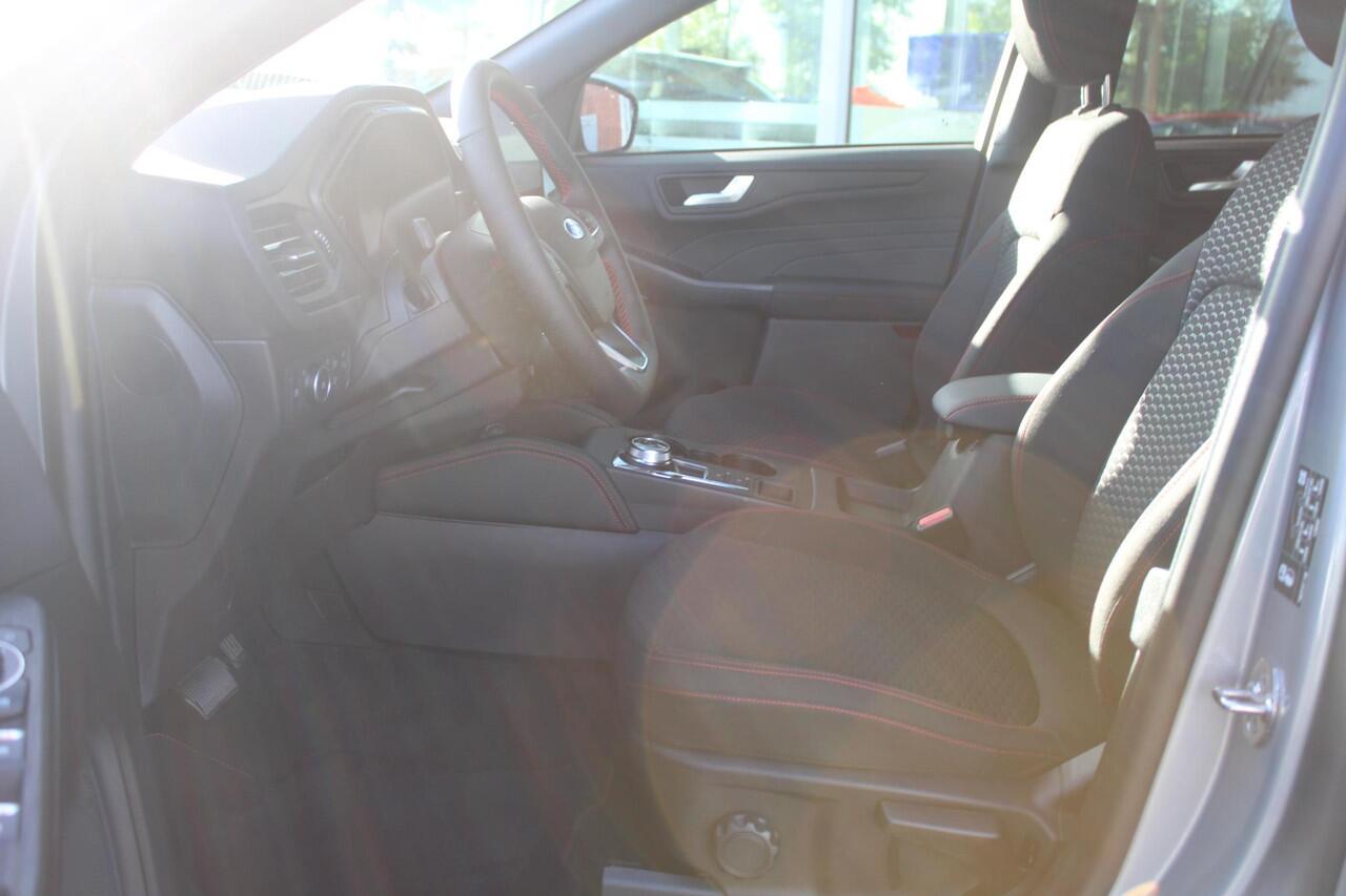 Ford KUGA 2.5 PHEV ST-Line 243pk | Driver Assistance Pack | Winterpack | Trekhaak Wegklapbaar | All Season banden | 2.100kg Trekgewicht