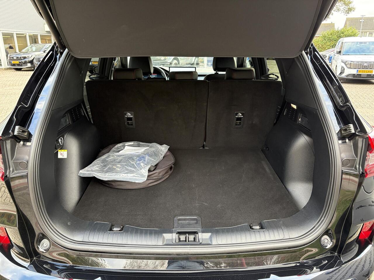 Ford KUGA 2.5 PHEV ST-Line X | 243pk | Driver Assistance Pack | Winterpack | Wegklapbare Trekhaak | Technology Pack | Agate Black