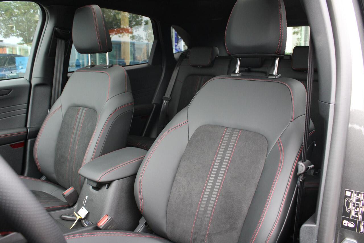 Ford KUGA 2.5 PHEV ST-Line X | Voorraad! | Panorama Dak | Elektrische Trekhaak | Winterpack | Matrix LED | Adaptive Cruise Control |