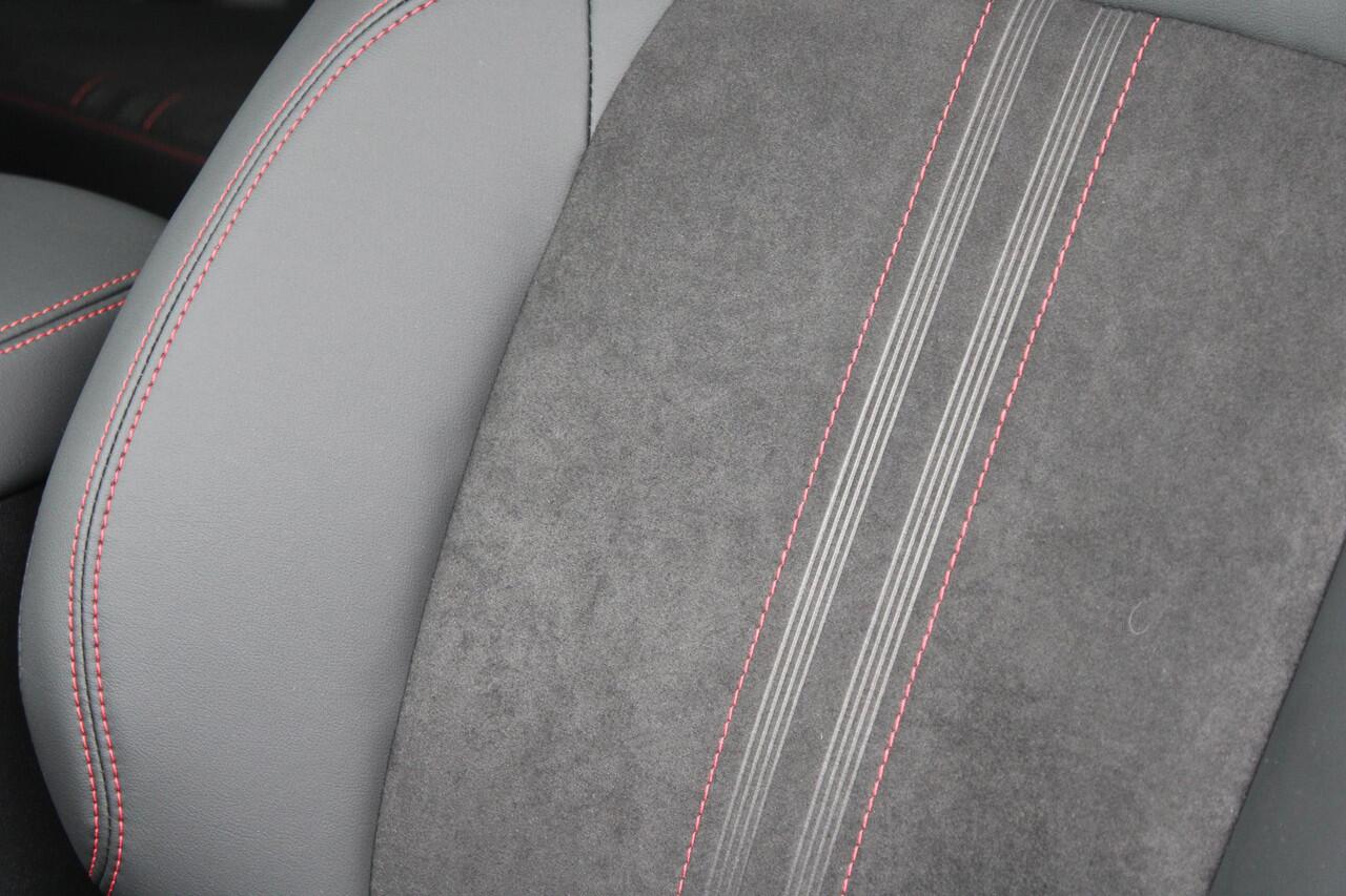 Ford KUGA 2.5 PHEV ST-Line X | Voorraad! | Panorama Dak | Elektrische Trekhaak | Winterpack | Matrix LED | Adaptive Cruise Control |