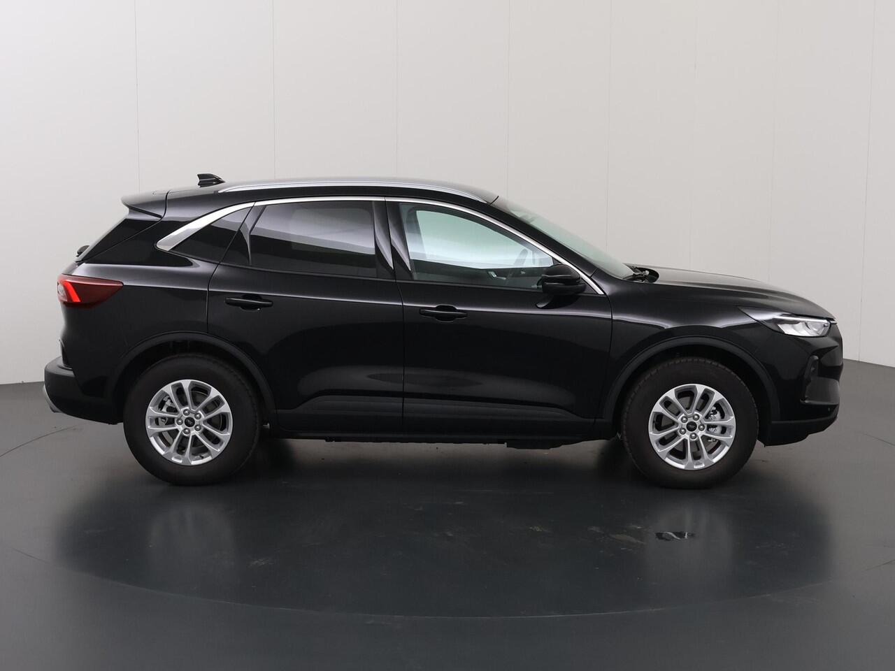 Ford KUGA 2.5 PHEV Titanium | Trekhaak| Winterpakket | Navigatie | Parkeercamera |