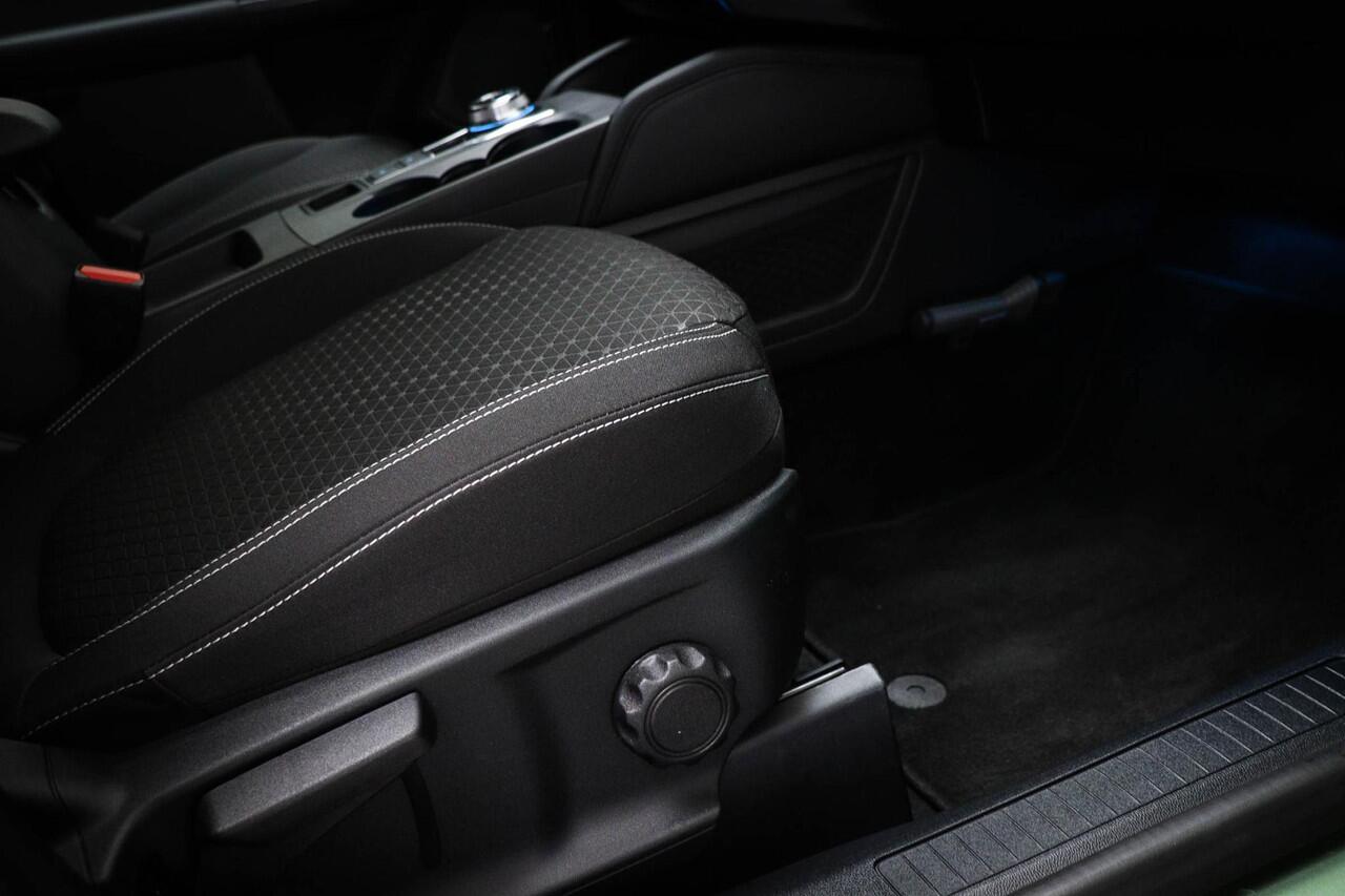 Ford KUGA 2.5 PHEV Titanium | WINTER / DRIVER ASSISTANCE- PACK | STUURVERWARMING | DAB | APPLE | 360 CAMERA