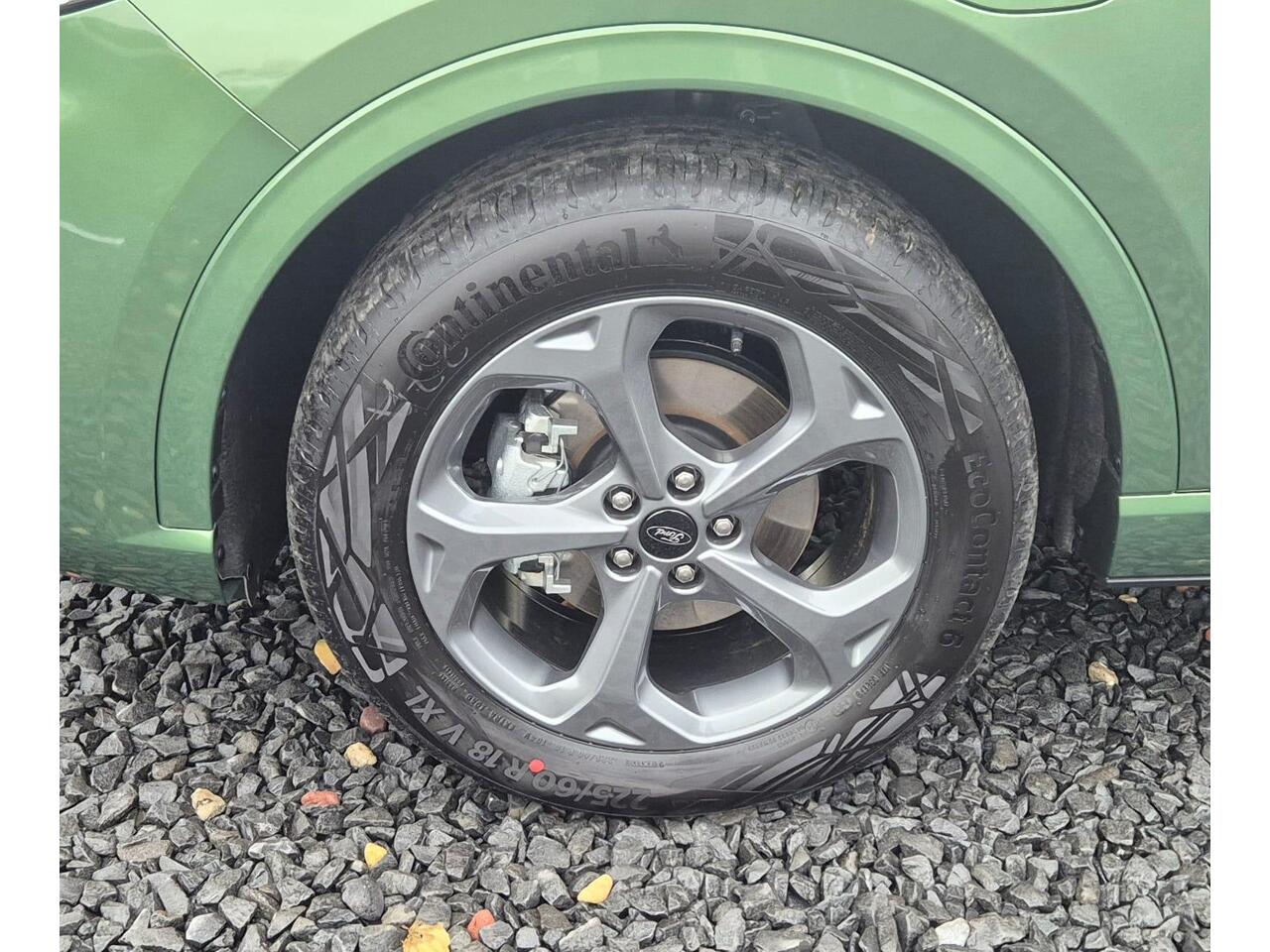 Ford KUGA 2.5 PHEV ST-Line Nieuwe auto - uit voorraad leverbaar - Winter Pack - Trekhaak elektrisch uitklapbaar - Privacy Glas - Camera achter